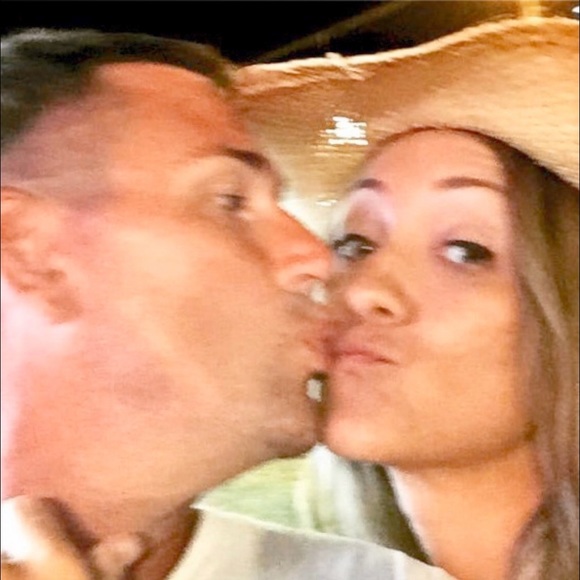 Meet your Posher, Lindsay - Picture 1 of 1